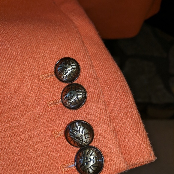 Woman jacket. - Picture 4 of 5